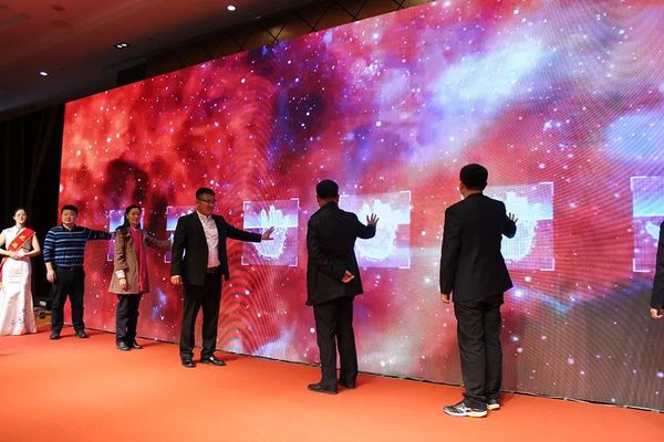 乾港集團 乾港集團