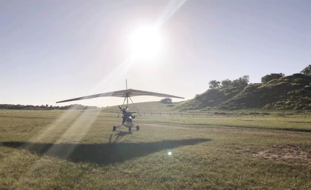 乾港集團高層草原自駕游 乾港集團高層草原自駕游