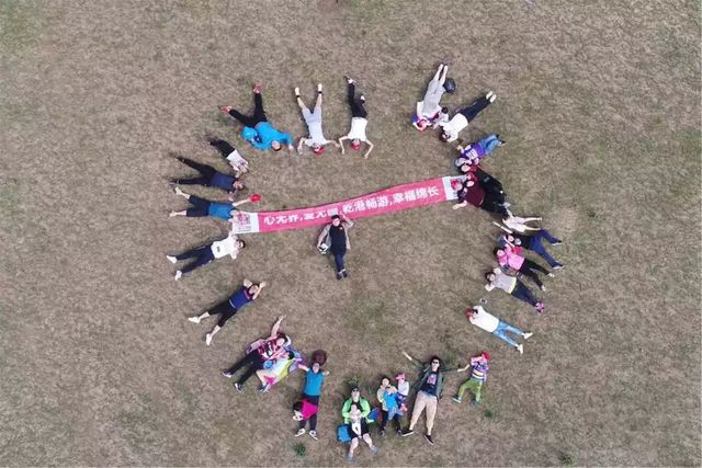 乾港集團高層草原自駕游 乾港集團高層草原自駕游