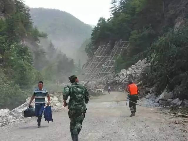 搶險救災 搶險救災