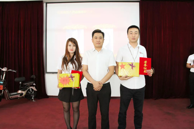 銀牌創業/市場顧問 銀牌創業/市場顧問